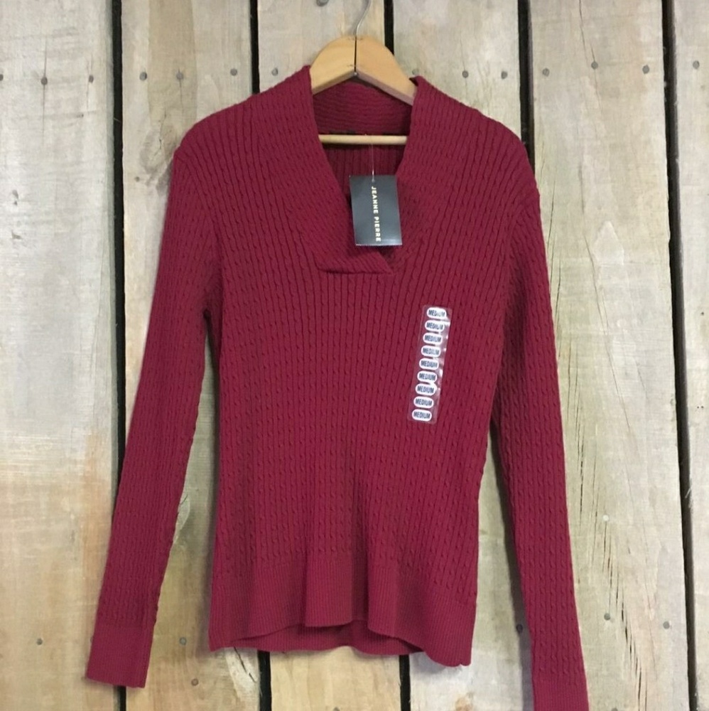 Jeanne Pierre -NWT Maroon Sweater Sz. Med